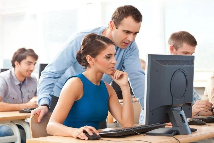 Študij ob delu je priložnost za poklicni napredek